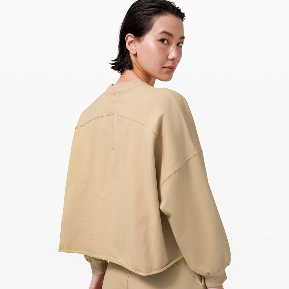 Lululemon LA Oversized Boxy Crew